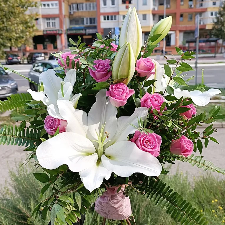 White Lily Bouquet